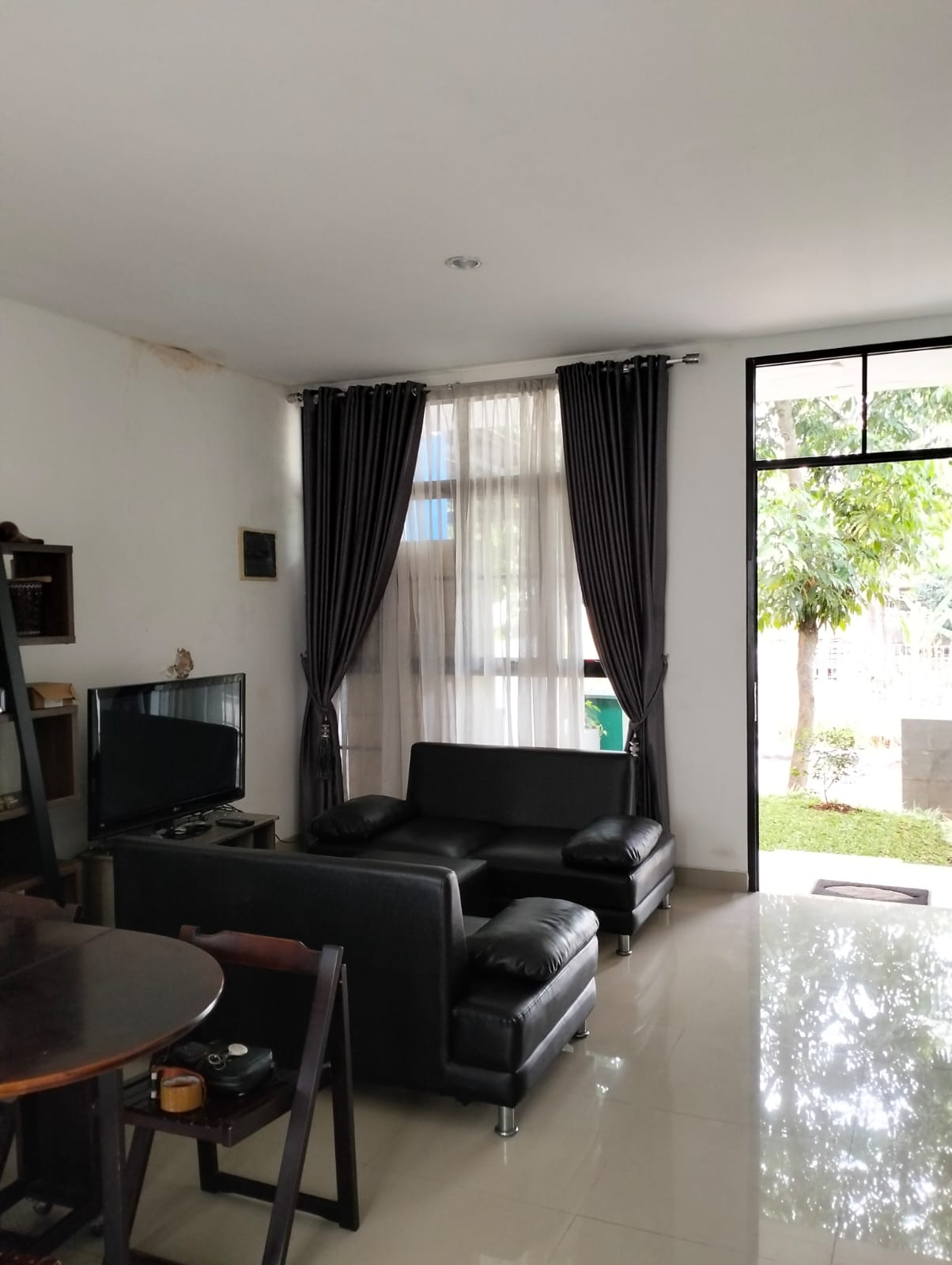 Rumah Disewakan Full Furnished di Cluster Cosmo Lippo Cikarang 